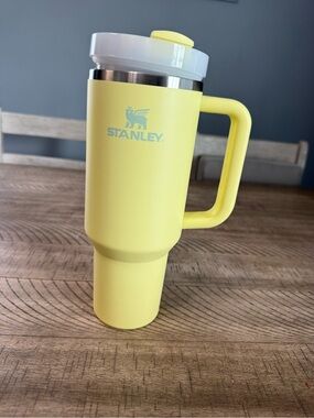 Stanley Lemon Yellow Insulated Travel Mug with Handle